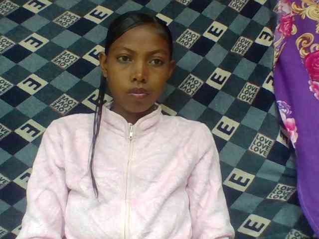 Layah7