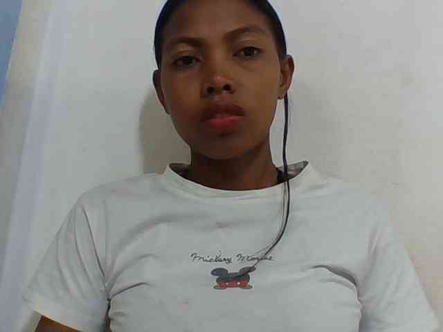 Layah7 webcam