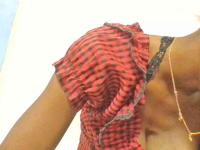 Layah7 webcam