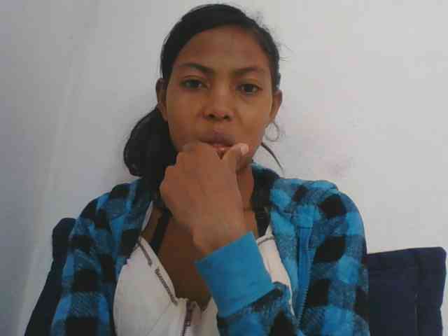 Layah7 Layah7