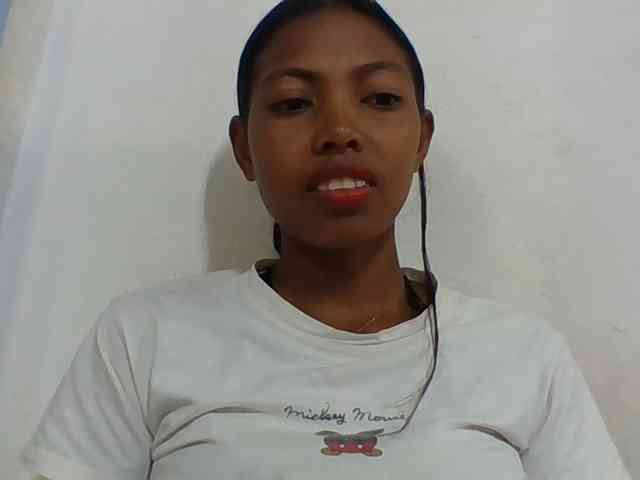 Layah7 webcam