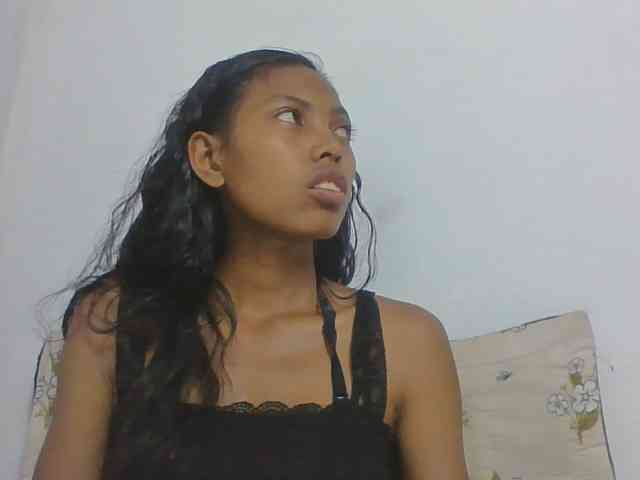 Layah7