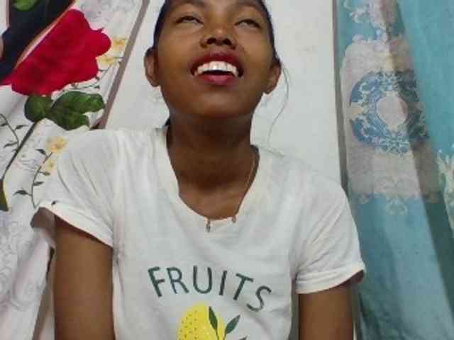 Layah7 webcam