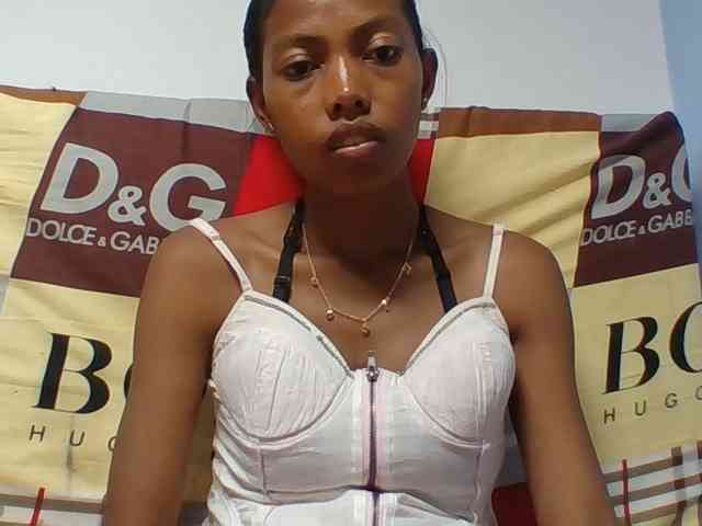 Layah7 webcam