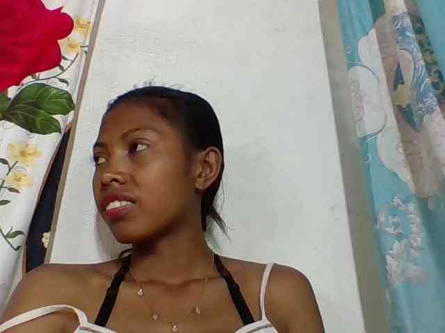 Layah7 webcam