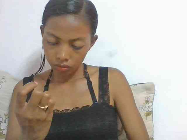 Layah7