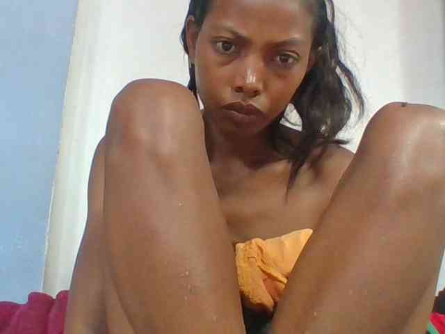Layah7 webcam