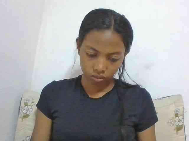 Layah7