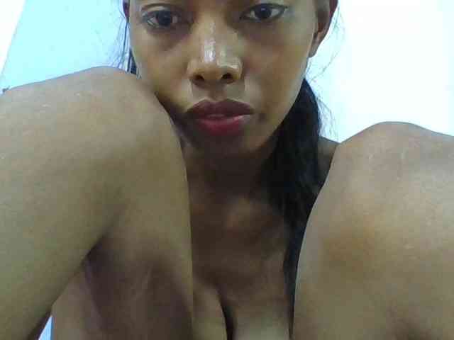 Layah7 webcam
