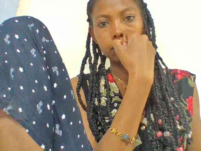 Layah7 webcam