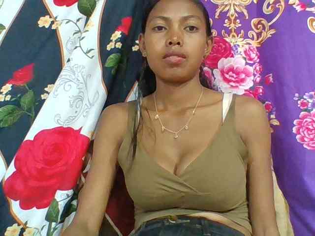 Layah7 webcam