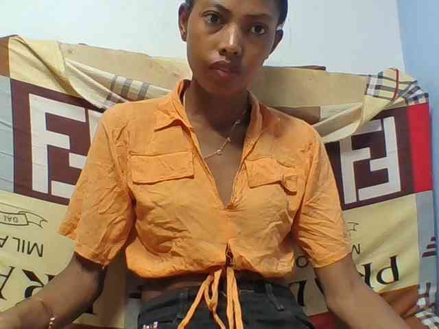 Layah7 webcam