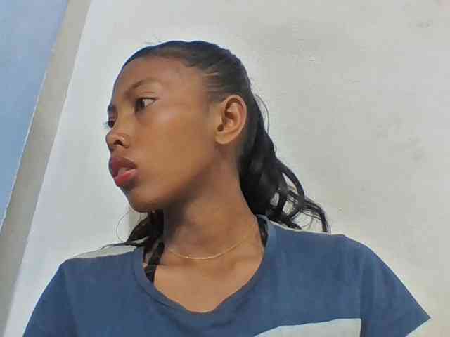 Layah7 webcam
