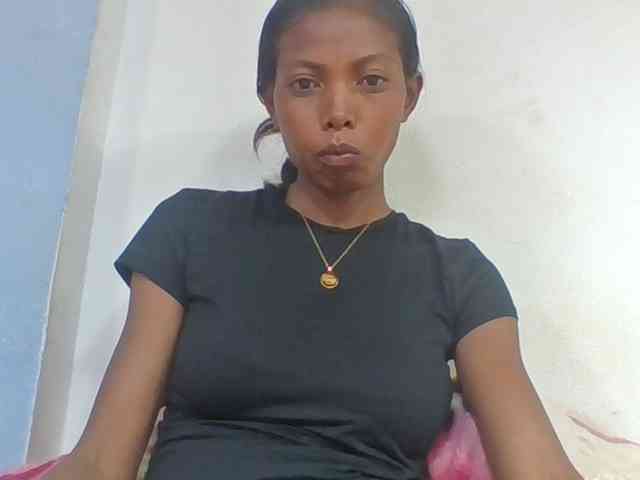 Layah7 webcam