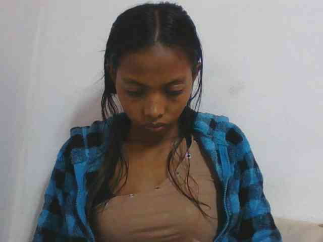 Layah7
