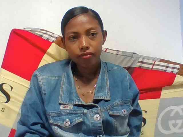 Layah7 webcam