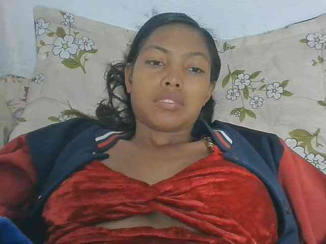 Layah7 webcam