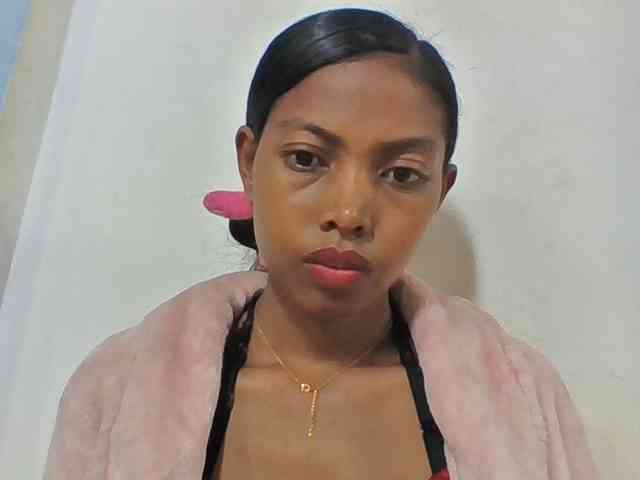 Layah7 webcam