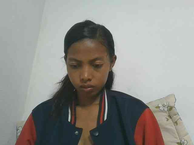 Layah7