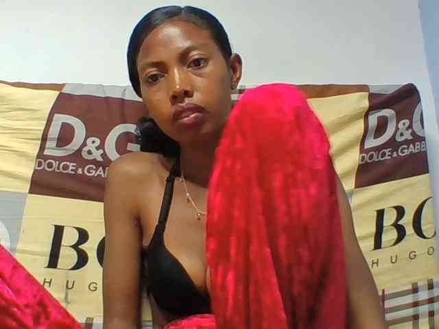 Layah7 webcam