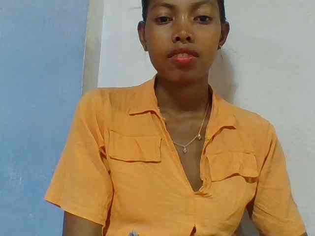 Layah7 webcam