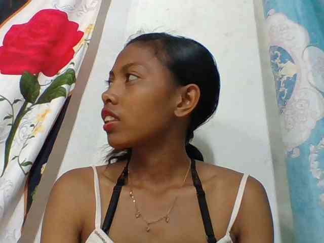 Layah7 webcam