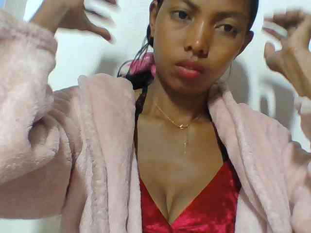 Layah7 webcam