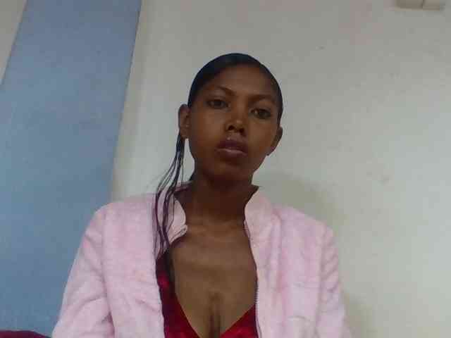 Layah7 webcam