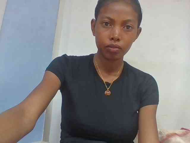Layah7 webcam