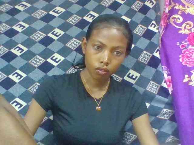 Layah7 webcam