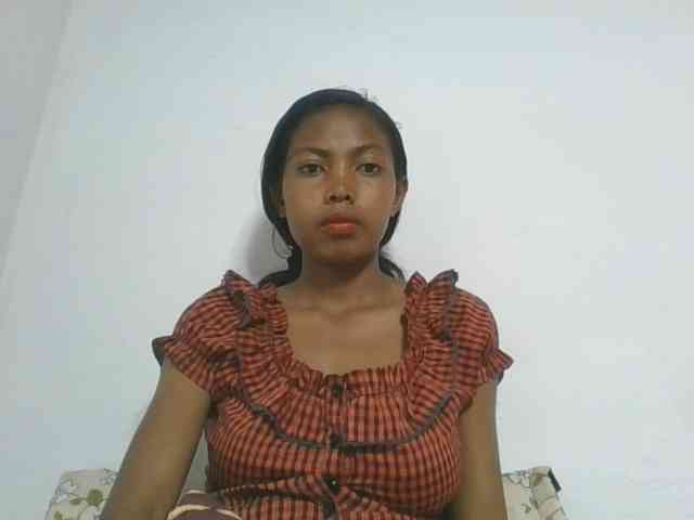 Layah7