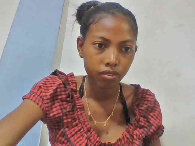 Layah7 webcam