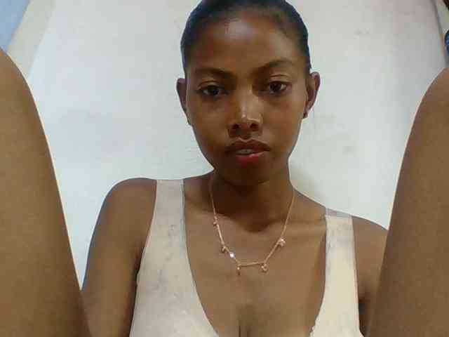 Layah7 webcam
