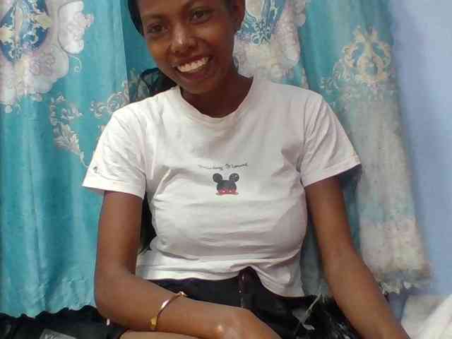 Layah7 webcam