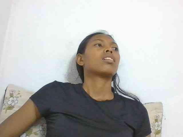Layah7