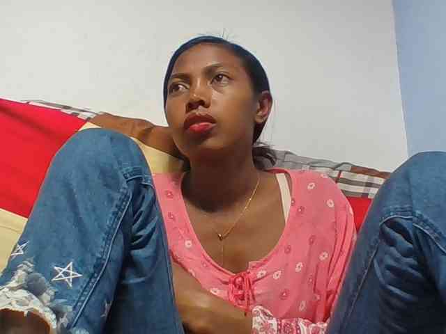 Layah7 webcam