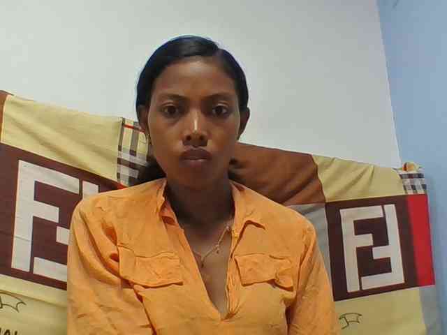 Layah7 webcam
