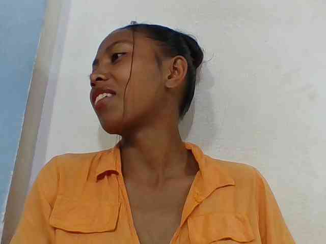 Layah7 webcam
