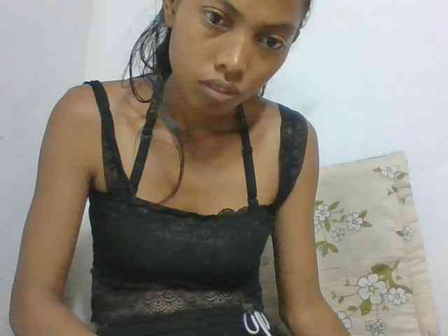 Layah7 webcam