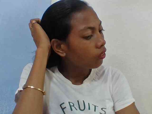 Layah7