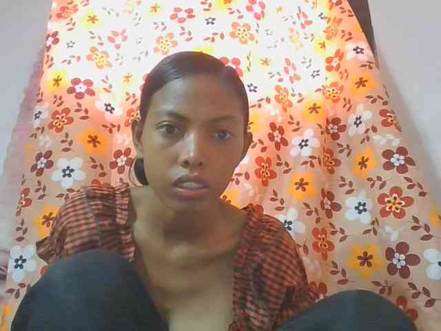 Layah7