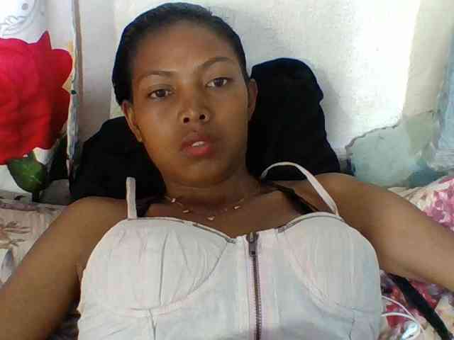 Layah7