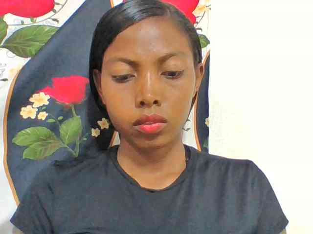 Layah7 webcam