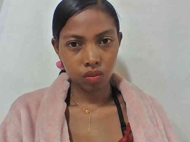 Layah7 webcam