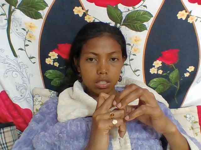 Layah7