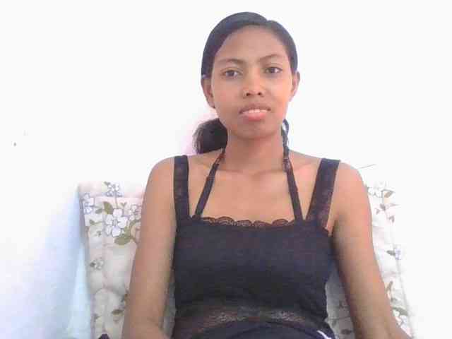 Layah7
