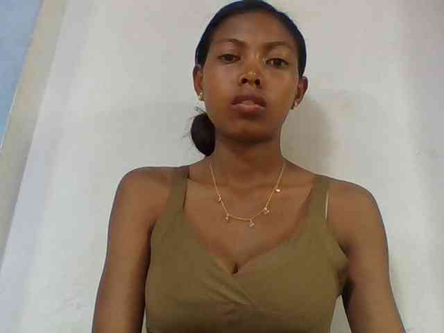 Layah7 webcam