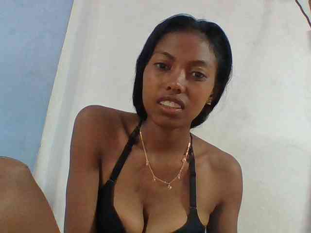Layah7 webcam