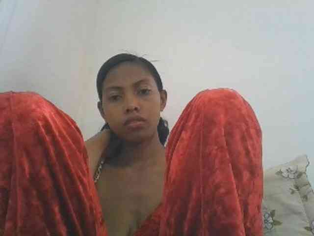 Layah7