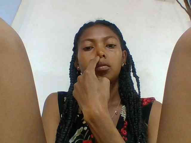 Layah7 webcam